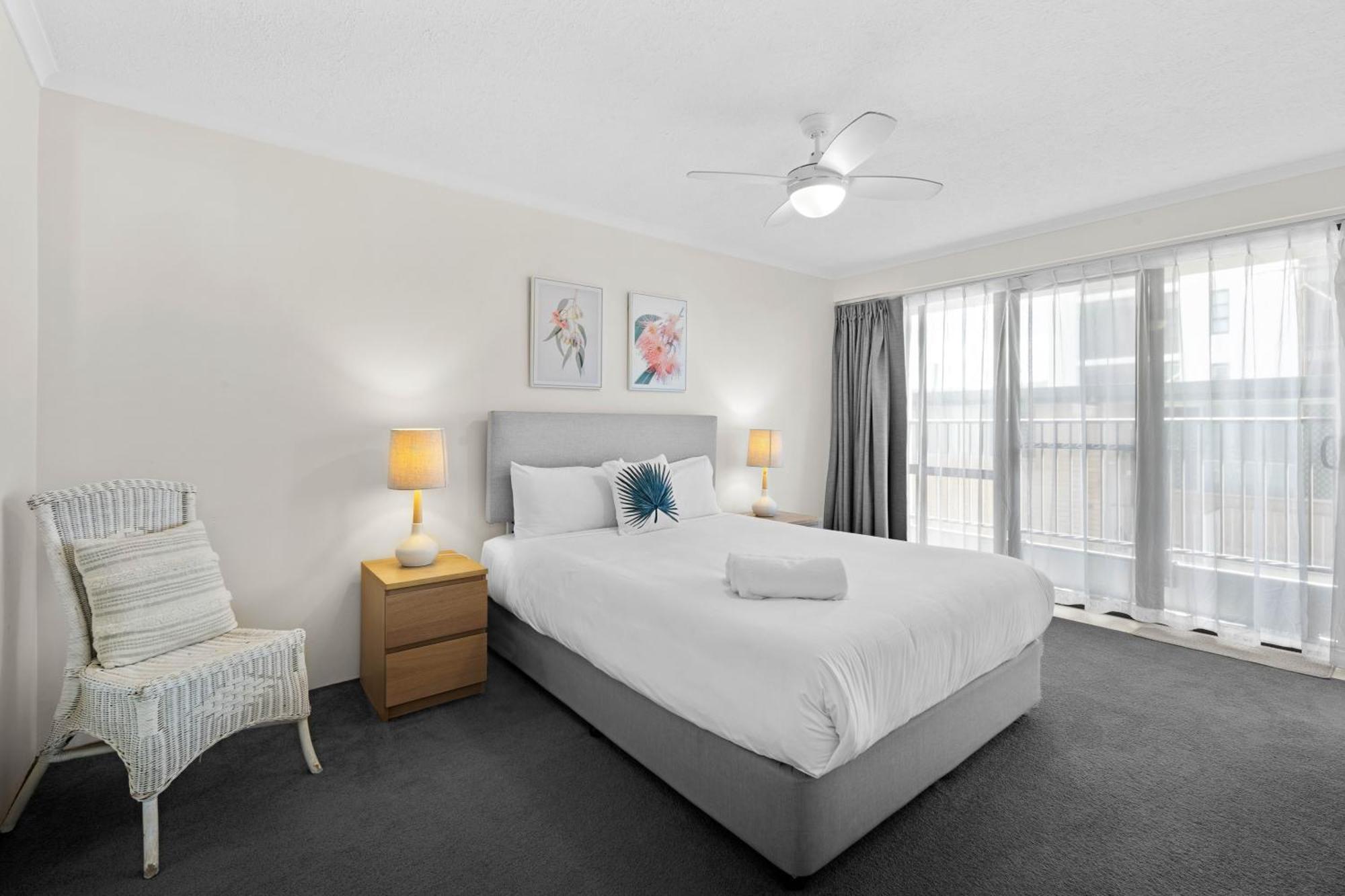 Surfside Court - Hosted By Burleigh Letting Apartment Gold Coast Exterior foto